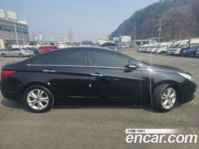 Hyundai YF Sonata люксовая версия, 2011 11