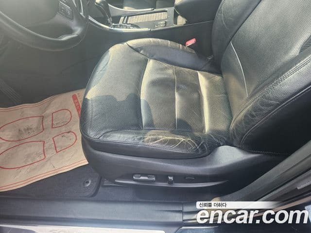 Hyundai YF Sonata люксовая версия, 2011 16