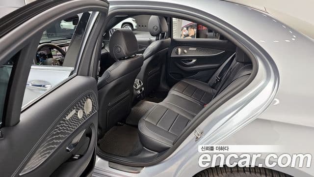 Mercedes-Benz E-класс W213 Avantgarde, 2022 11