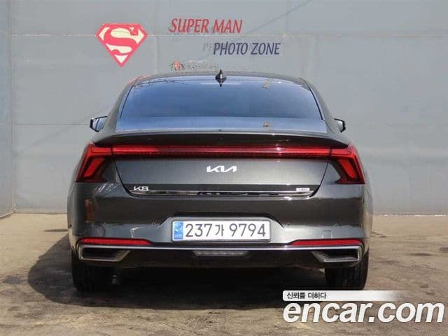 Kia K8 гибрид Signature, 2023 4