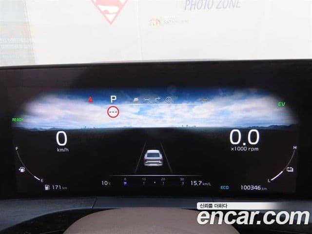 Kia K8 гибрид Signature, 2023 9