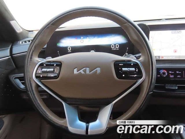 Kia K8 гибрид Signature, 2023 11