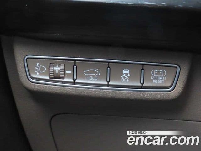 Kia K8 гибрид Signature, 2023 16