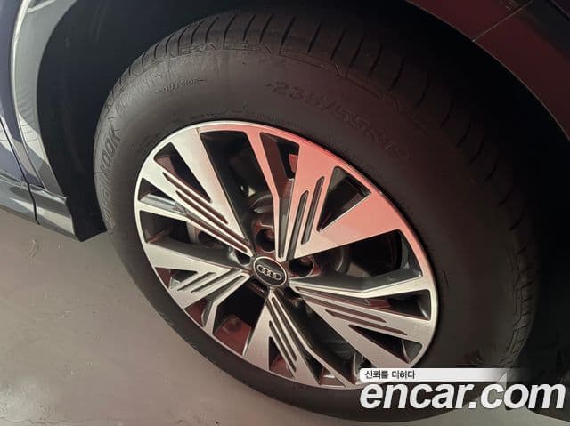 Audi Q4 e-Tron (F4), 2025 6