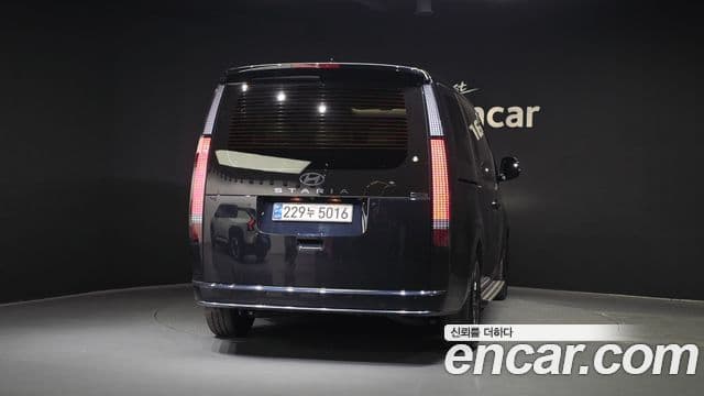 Hyundai Staria Inspiration, 2025 4