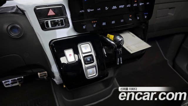 Hyundai Staria Inspiration, 2025 9
