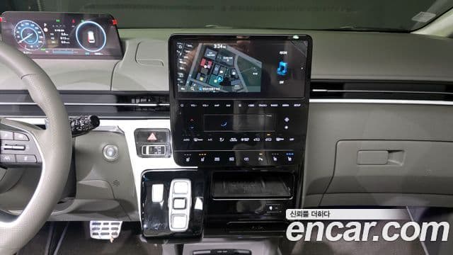 Hyundai Staria Inspiration, 2025 15