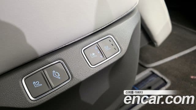 Hyundai Staria Inspiration, 2025 18