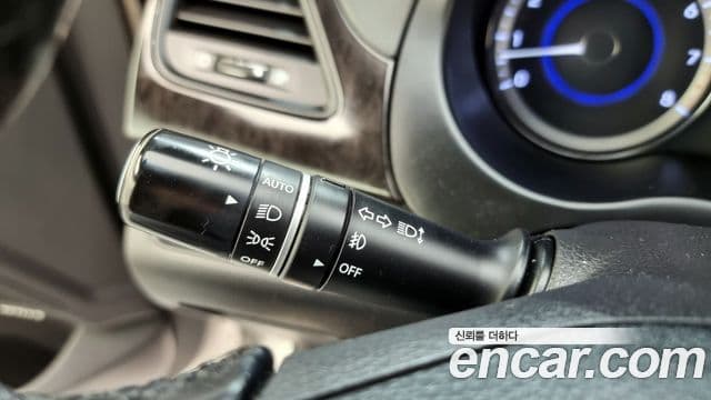 Hyundai Grandeur HG Premium, 2014 19