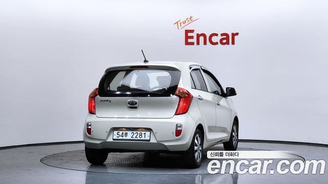 Kia All New Morning Deluxe Trendy, 2015 4