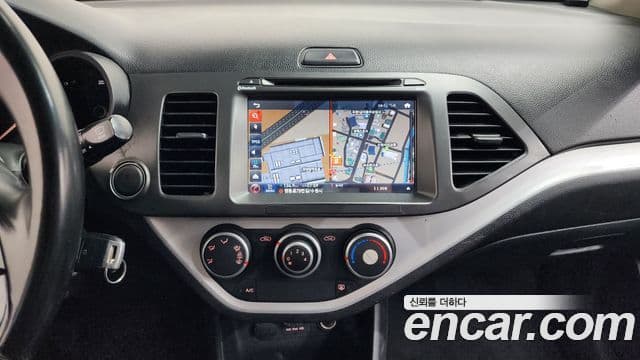 Kia All New Morning Deluxe Trendy, 2015 14