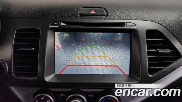 Kia All New Morning Deluxe Trendy, 2015 15