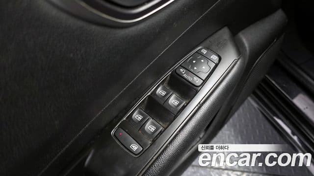 Renault Korea(Samsung) SM6 2.0 LPe SE (для людей с инвалидностью), 2019 19