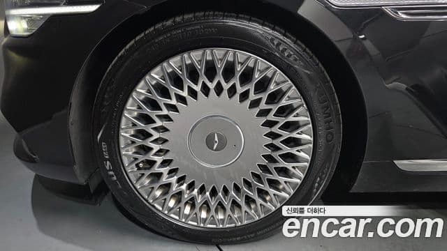 Genesis G90 Premium Luxury, 2019 все фото