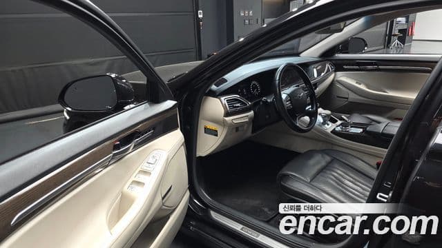 Genesis G90 Premium Luxury, 2019 10