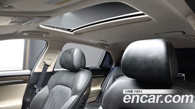 Genesis G90 Premium Luxury, 2019 17