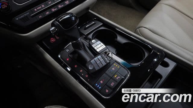 Kia All New Carnival Noblesse, 2016 9