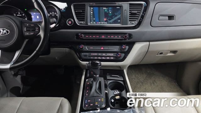 Kia All New Carnival Noblesse, 2016 15