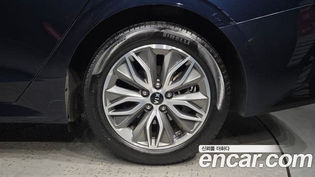 Kia K5 гибрид 3세대 Signature, 2020 все фото