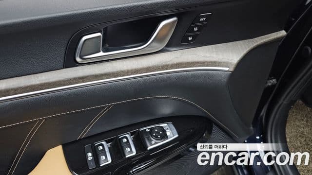 Kia K5 гибрид 3세대 Signature, 2020 13