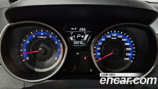 Hyundai The / новый New Avante 빌트인캠2 — базовая версия - Built-in Cam 2, 2015 8