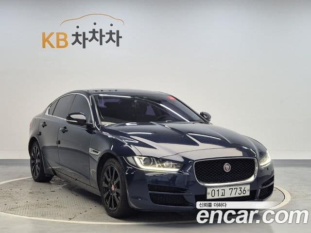 Jaguar XE Prestige, 2017 4