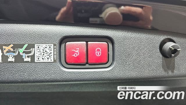 Mercedes-Benz E-класс W214 Avantgarde, 2025 18