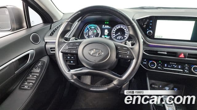 Hyundai Sonata гибрид (DN8) Premium Plus, 2022 13