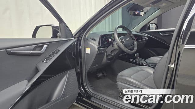 Kia D All New Niro Prestige, 2022 11