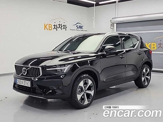 Volvo XC40 B4 Ultimate Bright, 2024 2