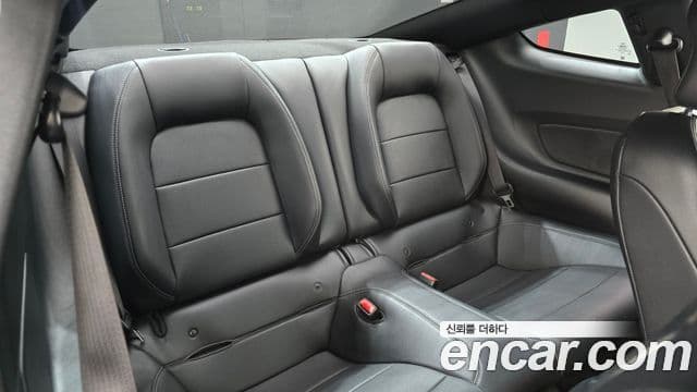 Ford Mustang купе, 2015 12