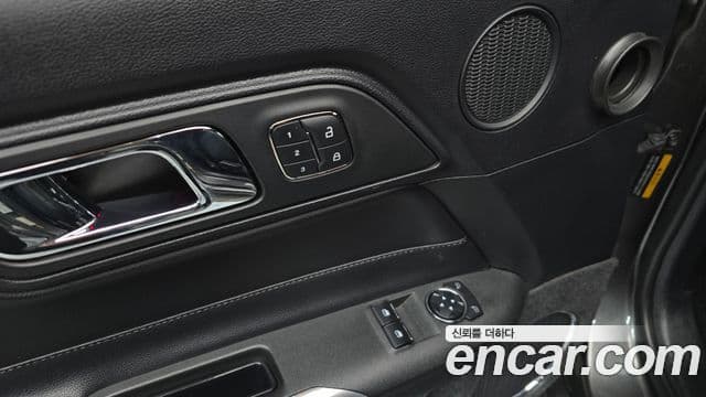 Ford Mustang купе, 2015 18