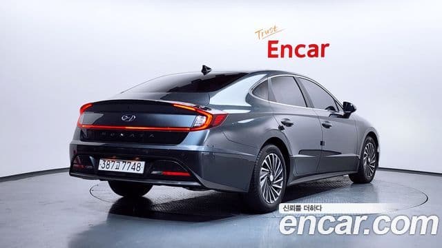 Hyundai Sonata гибрид (DN8) Premium Plus, 2022 2