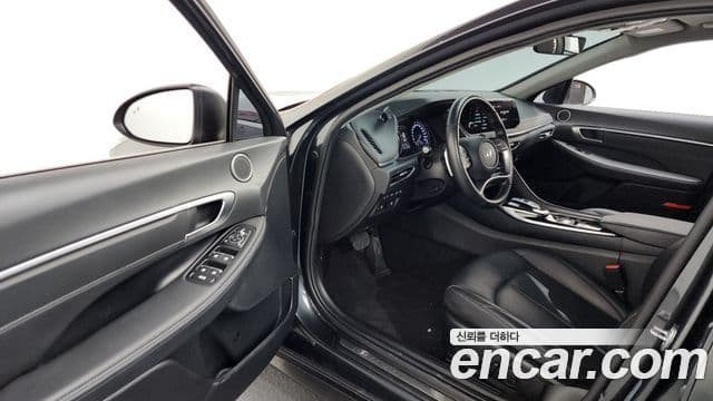 Hyundai Sonata гибрид (DN8) Premium Plus, 2022 10