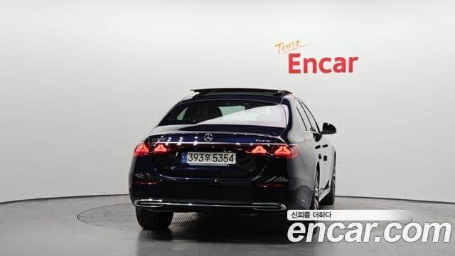 Mercedes-Benz E-класс W214 Exclusive, 2024 4