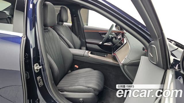 Mercedes-Benz E-класс W214 Exclusive, 2024 11