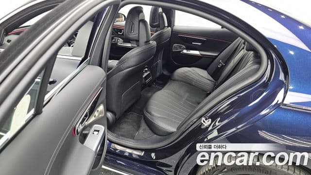 Mercedes-Benz E-класс W214 Exclusive, 2024 13