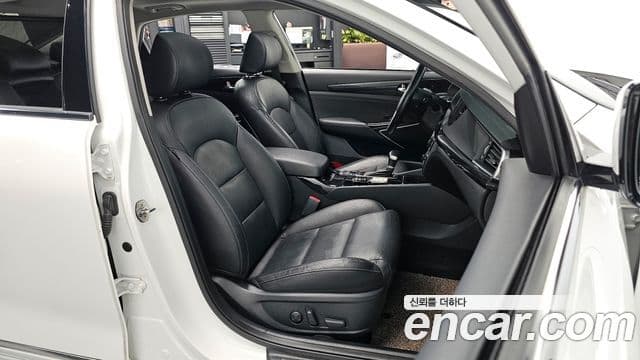 Kia All New K7 3.0 GDI Limited, 2018 10