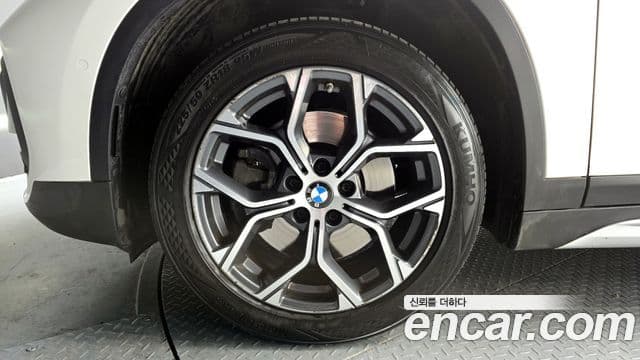 BMW X1 (F48) xDrive 20i xLine, 2021 все фото