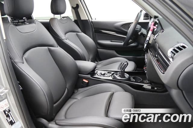 Mini Cooper 클럽맨 2세대, 2024 7