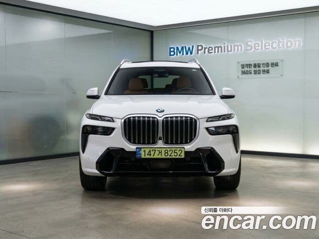 BMW X7 (G07) xDrive 40i M Sport 6인승, 2025 3