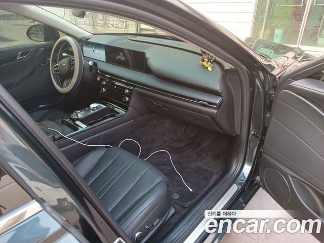 Genesis G80 (RG3) бензин 2.5 турбо AWD, 2025 18