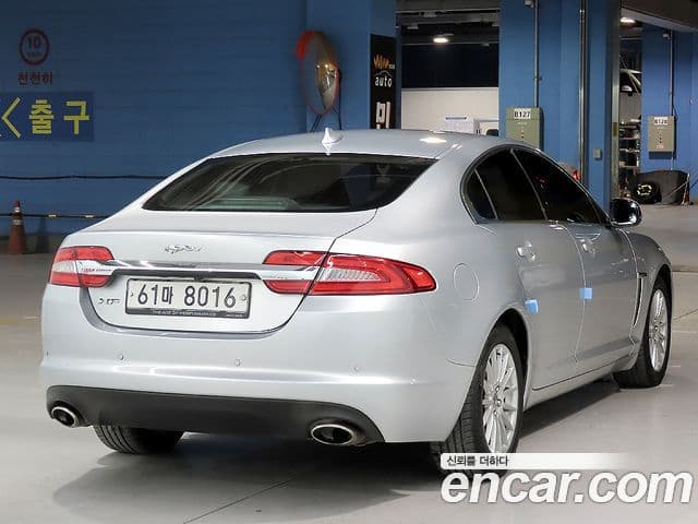 Jaguar New XF X250, 2013 4
