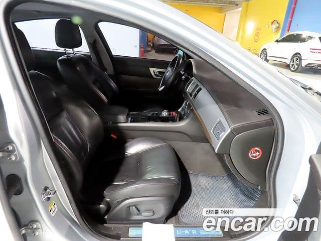 Jaguar New XF X250, 2013 8