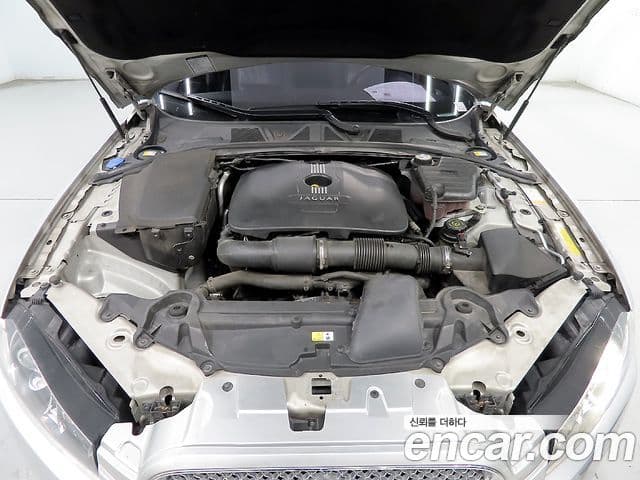 Jaguar New XF X250, 2013 18