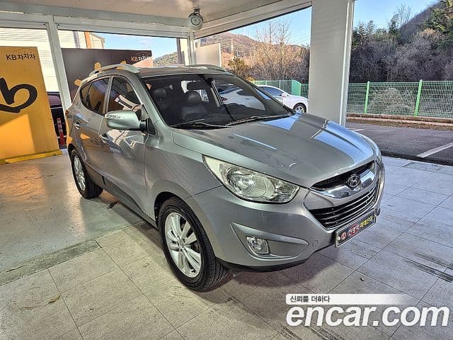 Hyundai Tucson ix Premier, 2010 1
