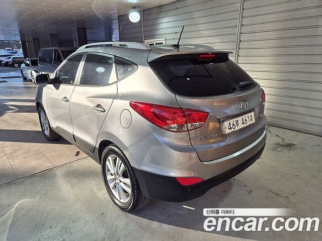 Hyundai Tucson ix Premier, 2010 4