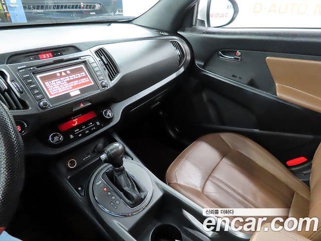 Kia Sportage R дизель 2WD Limited, 2013 17