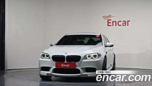 BMW M5 (F10) M5 седан, 2015 3