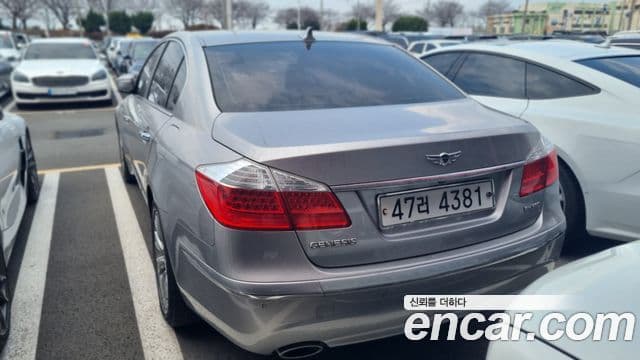 Hyundai Genesis Luxury, 2010 2